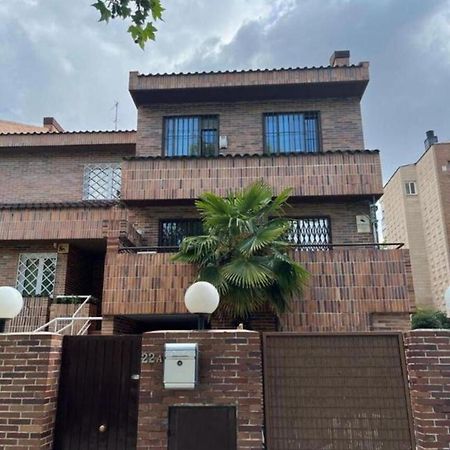 C1 Madrid, Zona Exclusiva Apartment Bagian luar foto